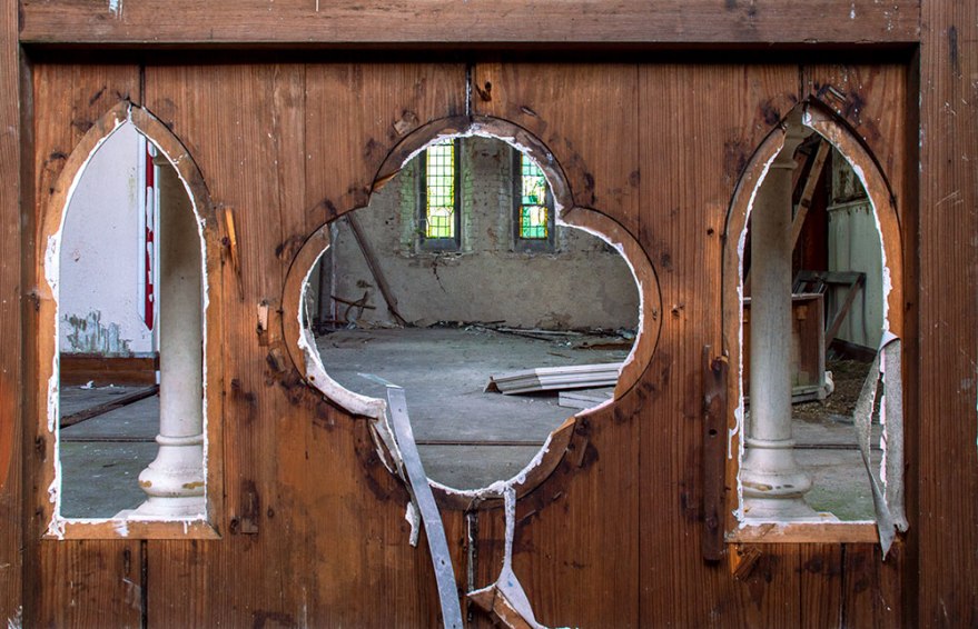 View through panel - Forsaken Ireland